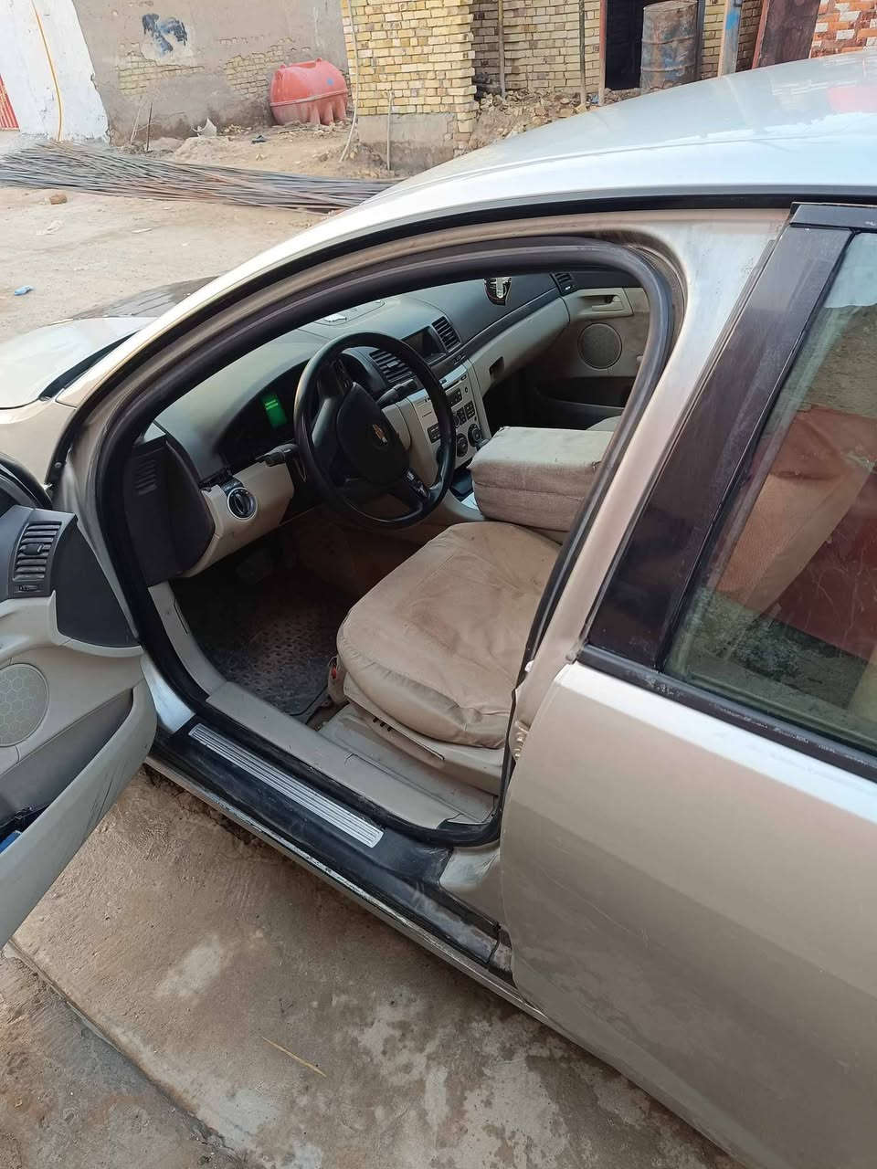 سلام عليكم شوفرلومينه لبيع موديل 2007مكينه 3600سياره اصوليه رقم بغداد بيه مكينه قبل شهر شاده بدي مكفل التبديل ولابارد مساعده البنيد مبدل تخم تاير ويل كب اربعه ويع السبير كشن كهربائي تحكم ستيرن سياره حلوه بيع نواقص بصيطه كهربائات دكم قفاله بيبان السعر ٤٠ورقه وبيع مجال حك الجيهه
*********** بيه واتساب 
@الجميع
