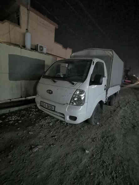 للبيع  كيا موديل 2006 
رقم سليمانية دولي سنويه نافده لل2027
شرط تحويل  تبريد شاشه 4تايرات جديد باتري جديد
محرك 2700
 ادامه كامله مال شغل السعر 86بيها مجال  شراي خابر *********** كركوك
