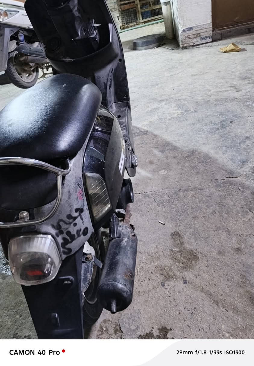 السلام عليكم دراجة بوليسي للبيع دراجه كلها شقاله بس الباتري كاعد الدراجه جديده السعر 550 المكان مدينه الصدر رقم الهاتف  ***********
