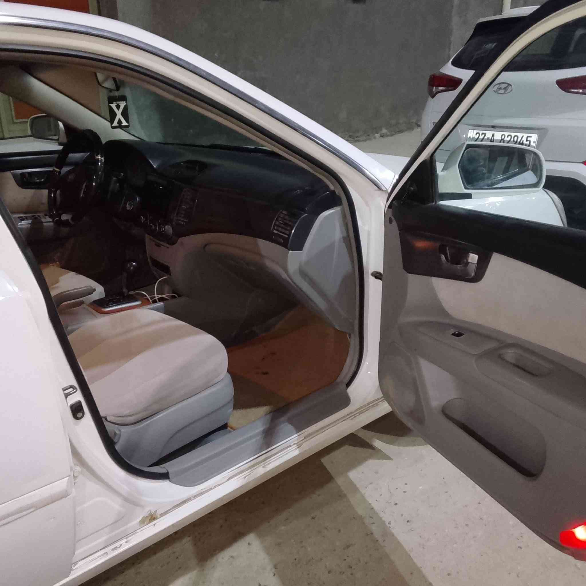 ٢٠٠٨ جاهزه
رقم بغداد 
مواصفات عاديه 
محرك گير تبريد 
وارد خليجي بيه 
صبغ نص جاملغ خلفي 
السعر ١١٥ 
***********
