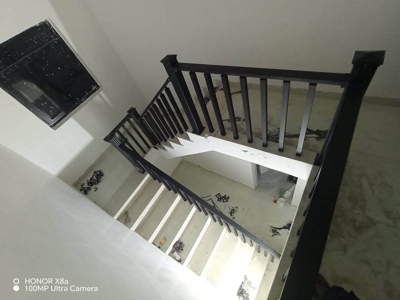 🔹 محجرات درج ألمنيوم بتصاميم عصرية وراقية
🔹 قوة ومتانة بأعلى جودة
🔹 ألوان متعددة تناسب ذوقك
🔹 تفصيل حسب طلبك

🏠 خلي درج بيتك يلمع بأناقة الألمنيوم ✨
📍 الموقع: [الانبار - حديثه - صعدة الحي العسكري ]
📞 للطلب والاستفسار: ***********
