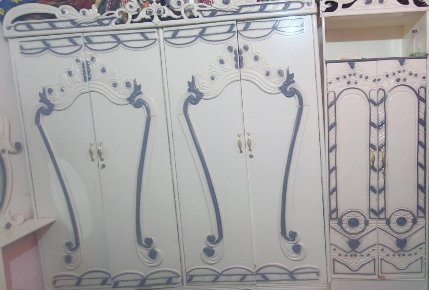 السلام عليكم غرفة اخشاب للبيع
***********
