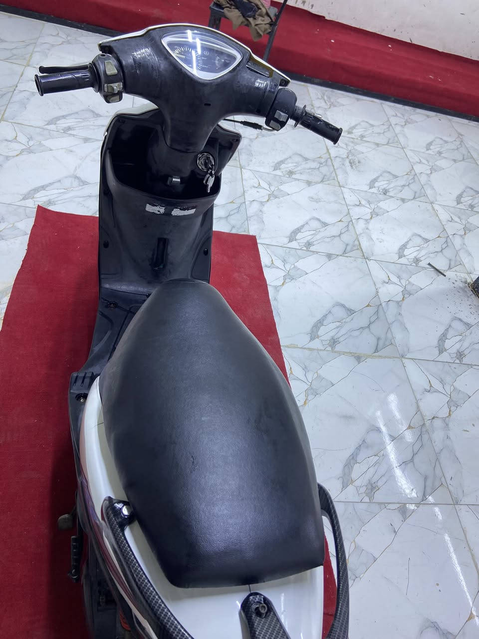 سلام عليكم
ماكس عدله للبيع 

بلاديه شغاله سلف وهندر 

ما ناقصه اي شي 

المكان بغداد حي البتول 

سعر 550

للتواصل ***********
