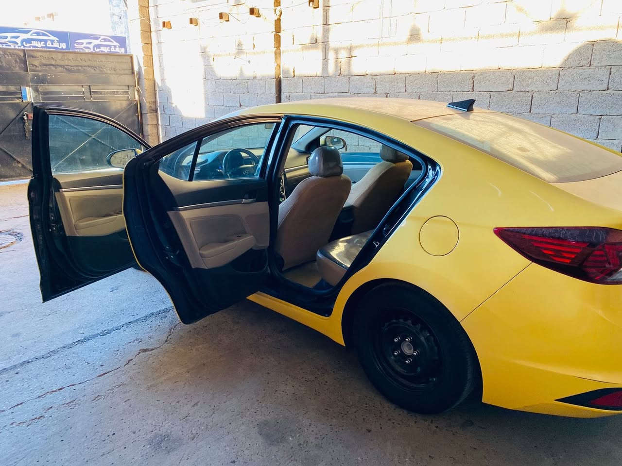 السلام عليكم النتره ٢٠٢٠ للبيع حادثها مثل ما موضح بالصور جاهزه من كلشي ما متواجد ع الفيس مكلف بالنشر السعر ١٤٠ للاتصال *********** متوفر واتساب
