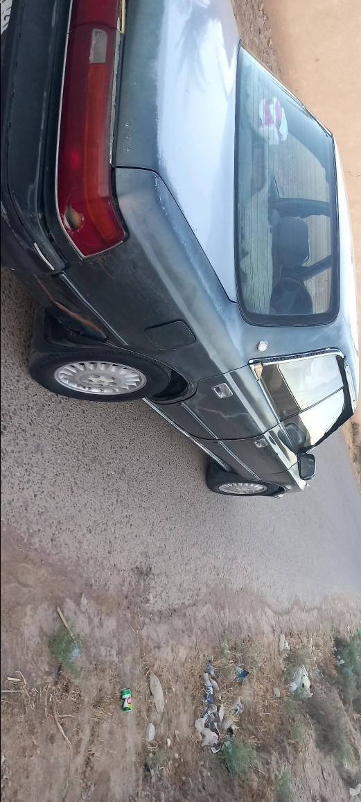 سياره للبيع نوع شيزر موديل ٩٠ رقم صلاح الدين مشروع وطني مكينته ثنين ونص شرط مكفول سياره بلاديه مكفوله من الكص وين ميعجبك افحص صدر جديد تخم تاير سياره خير من الله السعر ٢٨ وبيها مجال للطيبين للاستفسار ***********
