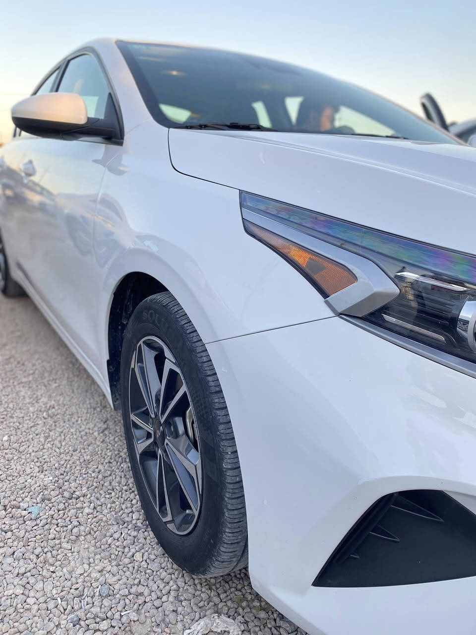 السلام عليكم

للبيع فورتي 2023 امريكي

مرقم انبار دولي الجديد

لون ابيض ثلجي

الحادث الصندوق مبدل بلادي وجاملغ الخلفي  

محرك 2000 دوش

المواصـفـات : نص فول 

+ويل كب

+شاشة كبيرة ايباد

+كامرة خلفية

+رادارات

+تحديد مسار

+مثبــت سرعة

٣وضعيات قيادة

+توقف ذاتي عند الاقتراب

+تحكمات ستيرن

وباقي المواصفات المعروفه

السعر 150 وبيها مجال للطيبين .

التواصل على الرقم التالي

***********
