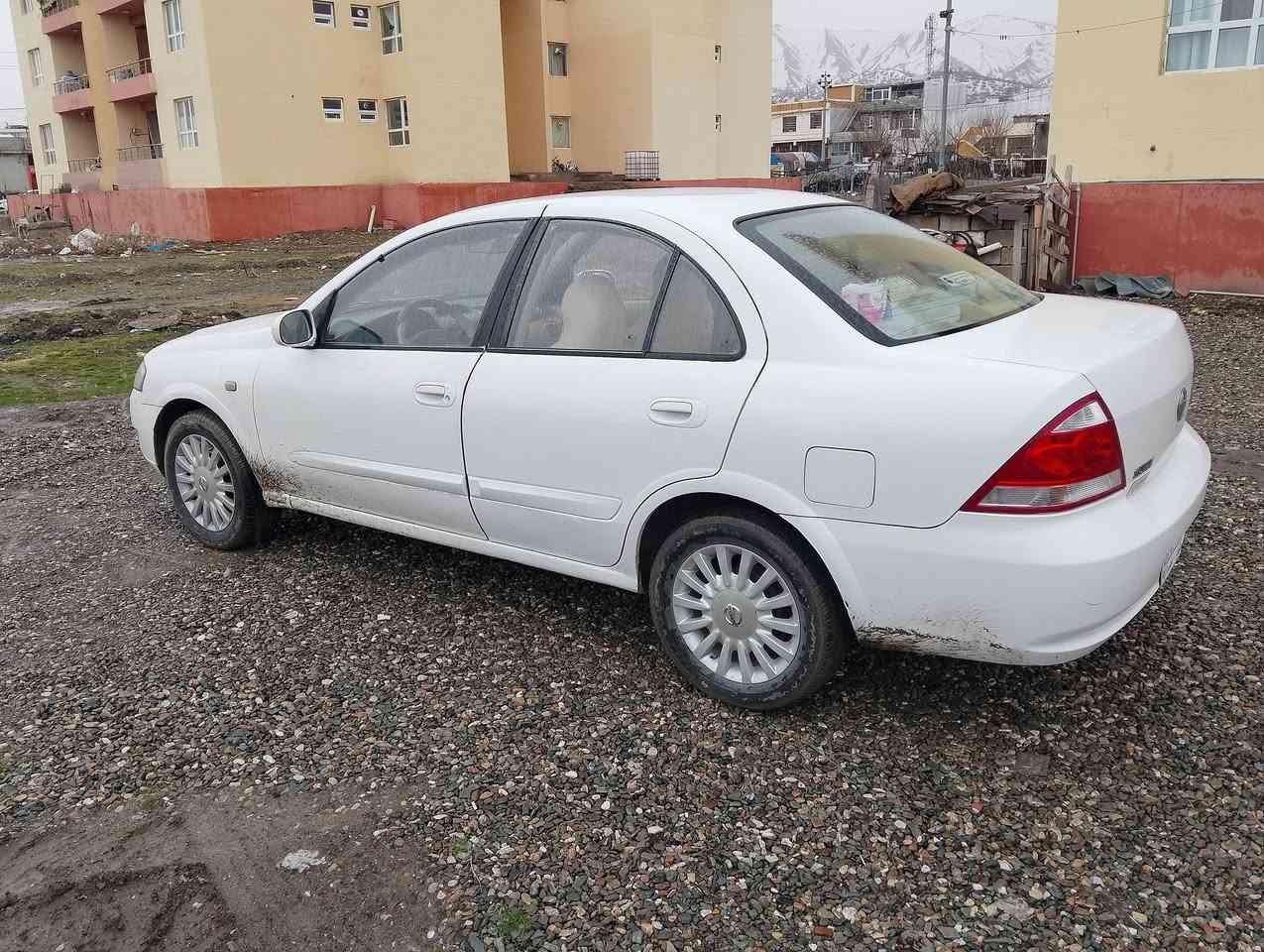 نیسان سەنی بڕاوە 2011بۆ فرۆشتن
شاشە ئایپاد و کامێرا
نرخی 43گەڵا و معامەلە
***********
