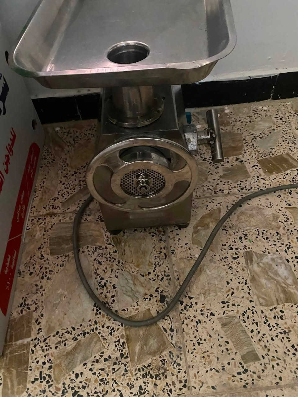 مثرامه حجم 22 للبيع السعر 275 بيها مجال شي بسيط بغداد مدينه الصدر موبايل ***********
