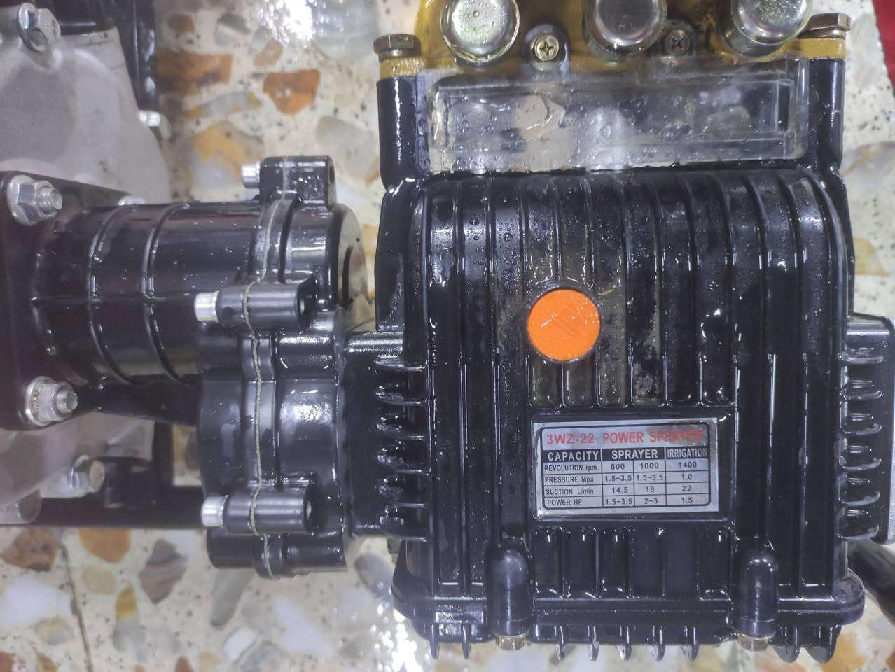 بيع مستعجل مضخه يابانيه اصليه بانزين 200 بار مع صونده أصليه 50متر جديده مجرد فتحناها وشتغلنه بيها يوم واحد سعرها 200 الف للاستفسار الاتصال على الرقم ***********
