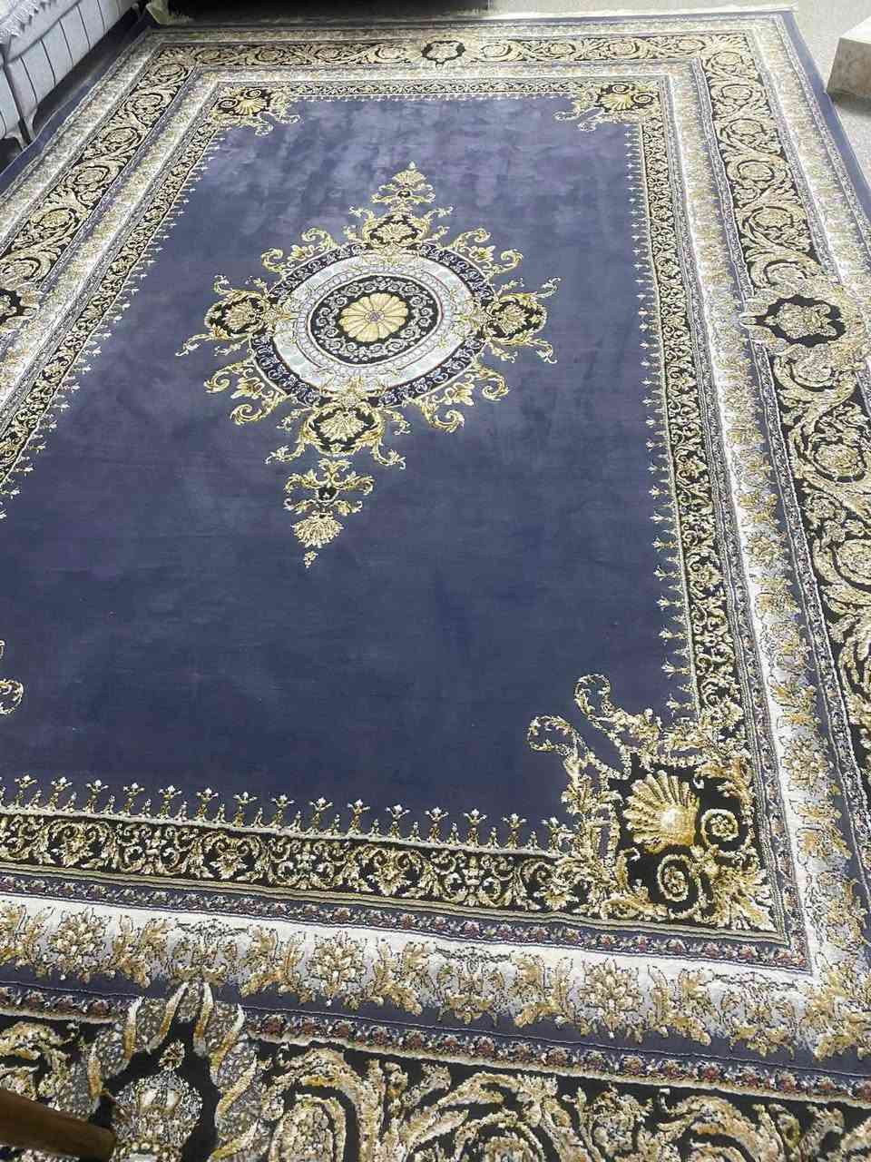 دوو فه رشى كاشانى نوێم کڕیە دوو مانگە دەیفرۆشم٧٠٠ شانە قياسى ٢ نيو به ٣ و نيوه هه ردوكيان یەک پیسی نیە ڕیشوە کەی هە رسپیە مێوانی لە سە ر نییە زۆ خاوێنە 
هەولیر


**إذا كنت صاحب هذا الإعلان وتريد حذفه لأي سبب، رجاءا أرسل رسالة إلى الدعم الفني**