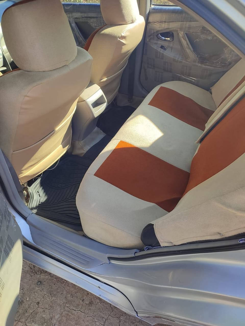 السلام عليكم/ كامري 2007 للبيع
السياره صبغ عام ضربه بجم جامرلغات أماميه
مع شواصي أماميه. كير مكفول. محرك تبخير قليل بدون تنقيص
السياره حلوه كاعده يحتاجلهه ترتيبات شويه تخم تاير جديد
السعر 80وبيهه مجال للشراي المكان ديالى الخالص 
***********
