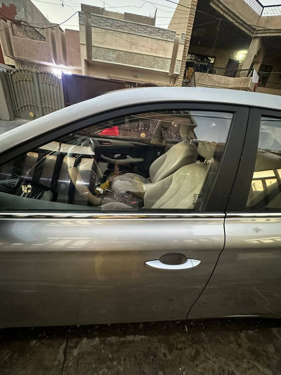 Mg 5 للبيع
تشغيل بصمه 
لد نهاري 
شاشه 
ابل كار بلي 
اندرويد اوتو 
١٥٠٠ تنفس طبيعي 
ماشيه ٥٠ الف
 موديل 23 
مكاني بغداد حي الجهاد


**إذا كنت صاحب هذا الإعلان وتريد حذفه لأي سبب، رجاءا أرسل رسالة إلى الدعم الفني**