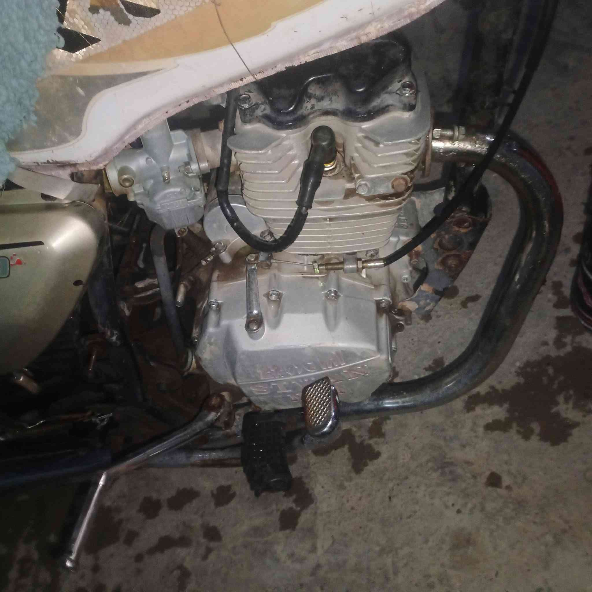 سلام عليكم موطور اله البيع السعر 250وبي مجال مكاني الفلوجه ***********لحد يراسل ما ارد عله المراسله
