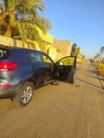 سلام عليكم كيا سبورتج موديل2016سياره خير من الله مكينه كير تبريد حداده تخم تاير جديد سياره مصبوغه حزام الجماليه بيهة باب سكن مضروب وجاملغ فقط باقي سياره مكفول السعر145وبيها مجال لطيبين رقمي***********
