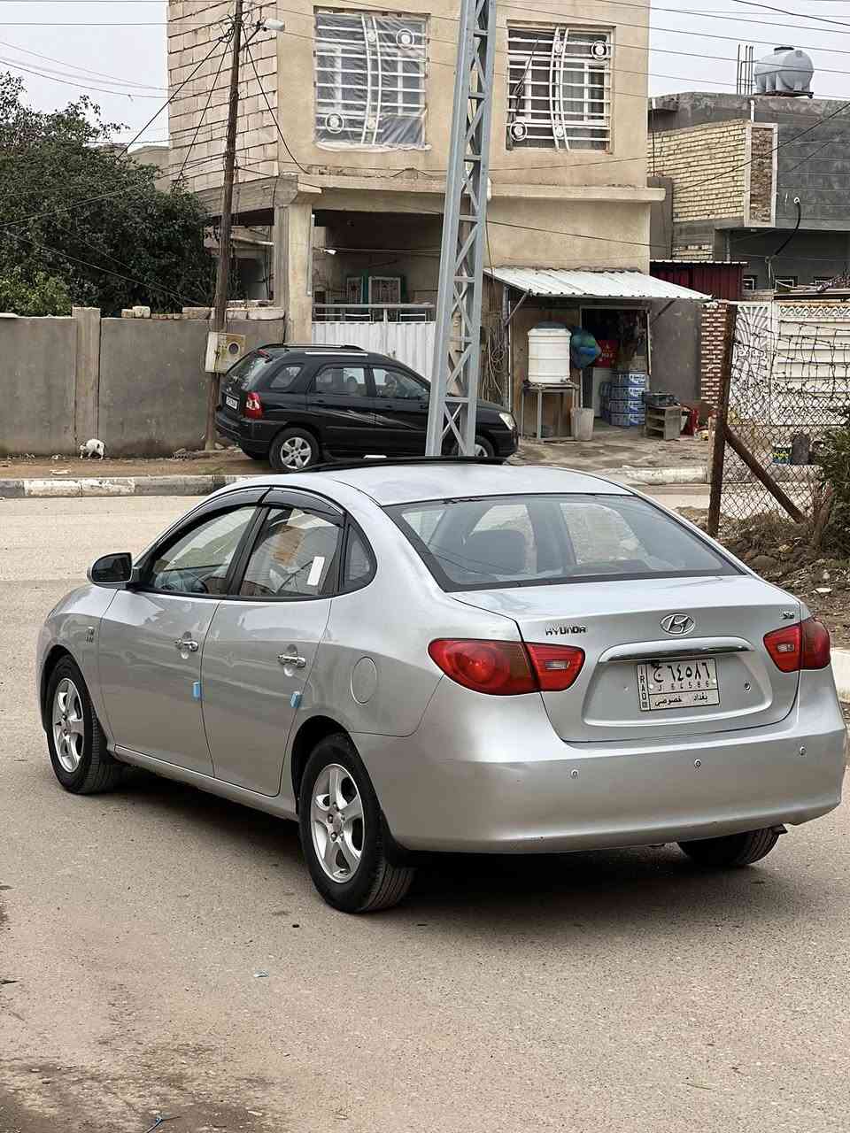 سلام عليكم للبيع هونداي النترا أفانتي  ٢٠٠٨  رقم بغداد
مشروع وطني سنويه ٢٧ مكين وكير وحدادي مكفولات 
تخم تاير جديد كهربائيات كله شغاله 
سياره فول مواصفات فتحه سقف شاشه كأمر مري شفط 
تحكم ستيرن جهتين تبريد بيانو تبريد كشنات محرك ١٦٠٠دكشنً عالي تبريد ثلج ❄️ تددفء شغاله 
سياره بيه سونار مرفق مع المنشور 
سعر السياره ٩٣ورقه 
مكان السياره كربلاء 
للستفسار لتصال 
***********
