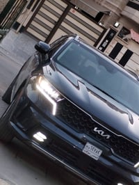 كيا سورينتو ٢٢ هايبرد بلجن حادثهه فقط جاملغ خلفي بدون دواخل فول مواصفا...