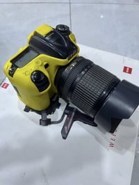 نيكون 7200 • عدسة 70/300 • رونين WEEBILL