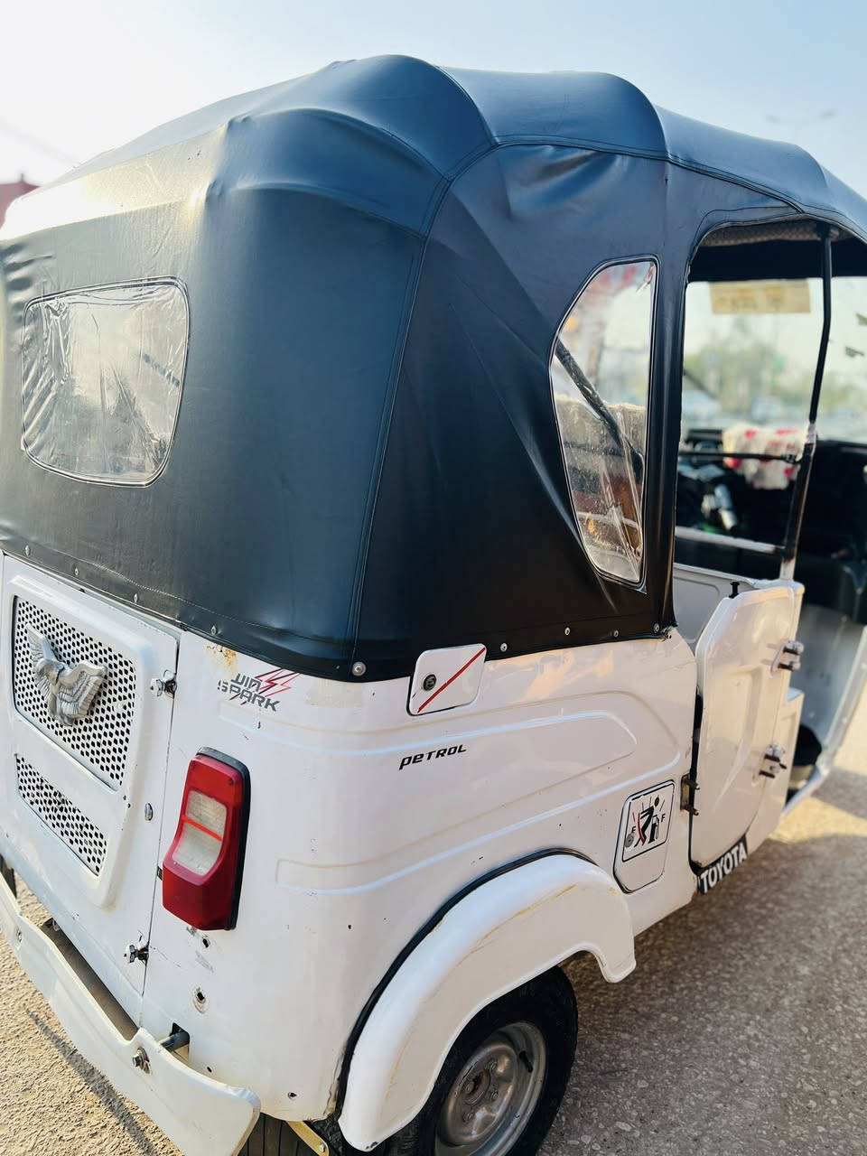 السلام عليكم..
تكتك للبيع موديل21(اوراق)ماشي بلمعامله مال ترقيم وحاجزلها رقم بس تكمل الاجرائات وتستلم سنويه

تكتك خير من الله جاهزه كشر بس طخات بسيطه وخياسات مصلحه كدامكم بلصور واضح محرك لاتنقيص لاتبخير كلجات كهربائيات كله فول شغال سعرهاا 6500 وبيها    مجال قليل مكاني واسط النعمانية شراي يتصل ويدلل

((***********)).
