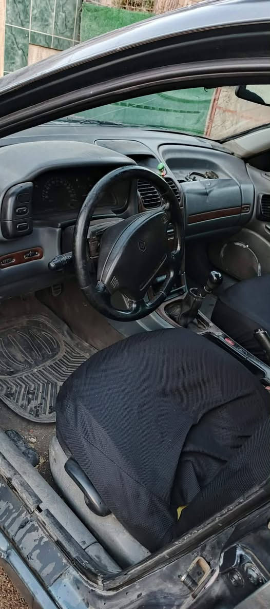 رينو موديل 94محرك حجم 19 السعر 20
***********
