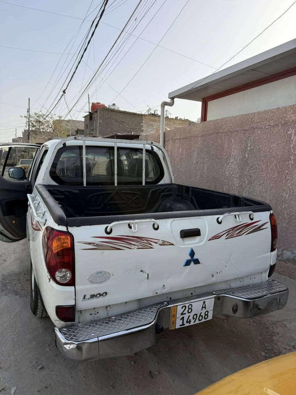 للبيع L200نضافة 100/100
مديل 2010 رقم نجف انكليزي بااسمي هزة 2026
دوشمة عام كشنات وارضية 
تخم تاير وباتري وتبريد كله جديد مكينة كير كفالة 
مكفولة من الصبغ والضربة 
مكان السيارة بغداد البلديات 
السعر :110$
للاستفسار:***********
مكلف بالنشر
