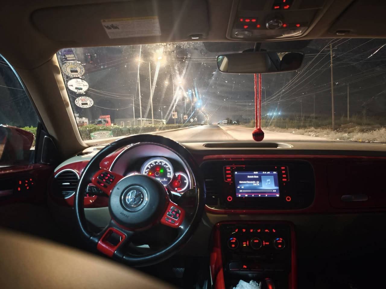 السلام عليكم 
بيتل 2017 وارد كندي 
محرك 1.8 توربو ماشيه 72 الف ميل
ضرر فقط بارد جاملغ خلفي و امامي شي جدا قليل
داخل مثل ما ظاهر بالصور صحراوي و احمر 
كشنات جلد تدفئة
طخم تايرات جديد
باسمي و رقم اربيل و مكاني قريب من اربيل
سعر 137$


**إذا كنت صاحب هذا الإعلان وتريد حذفه لأي سبب، رجاءا أرسل رسالة إلى الدعم الفني**