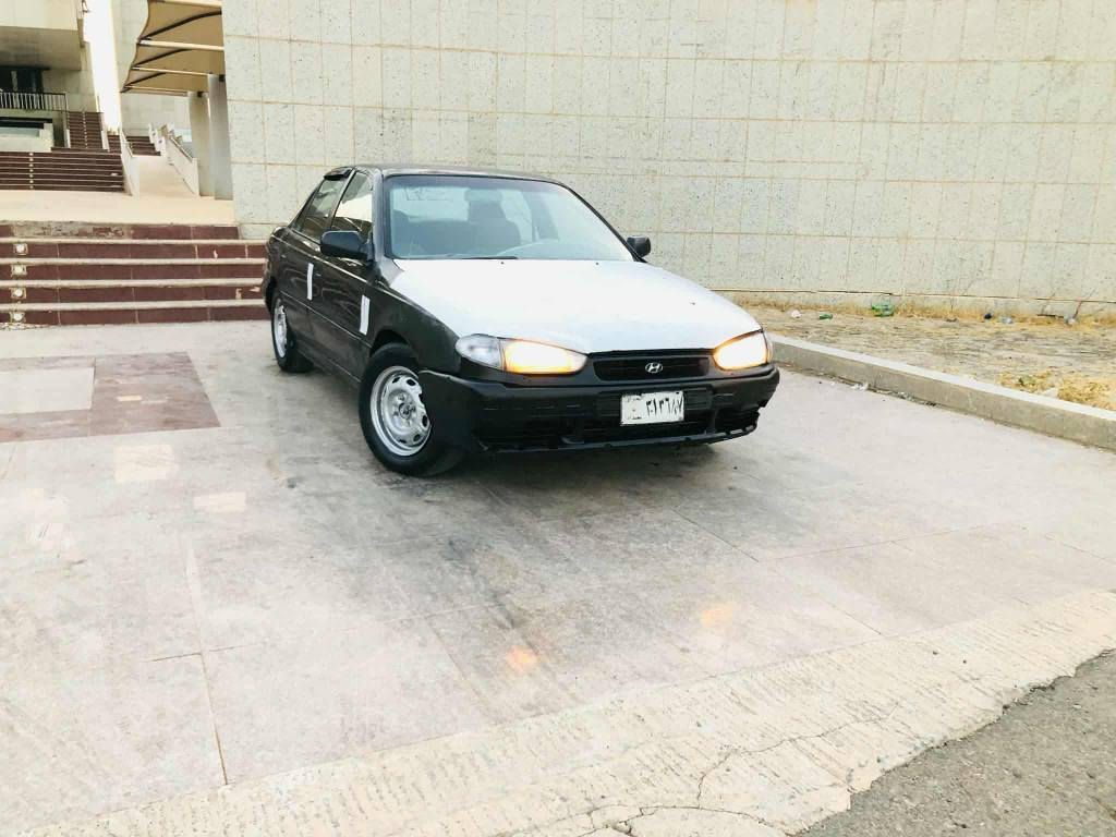 هۆندای ئەلێنترا مۆدێل 1993 ئاڕم پلاستیک سلیمانی گێڕو مەکینەی بەشەرت جام کارەبای قفل مەرکەزی  سوکان پاوەر چوار تایەو ویلی لۆک بۆ فرۆشتن
*********** أربيل, العراق
