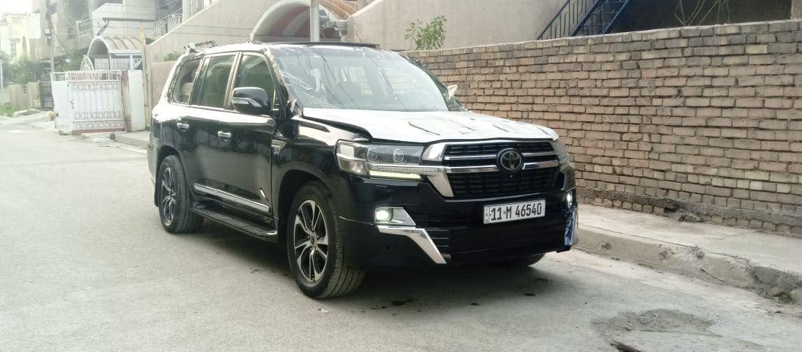 سلام عليكم لاندكروز موديل٢٠١٨رقم بغداد فول موصفات ٥٧٠٠ شغاله وتمشي سياره عله حادثهه مكان سياره بغداد المشتل ٢٦٠ استفسار ***********اعتذرعن لمراوس وخاص
