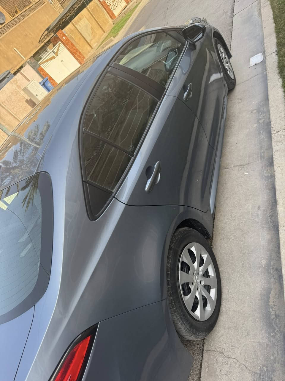 السلام عليكم كورلا 2021 للبيع كير مكينة لغود شواصي كفاله عامة ماشية 47 باسمي وبيع شرط التحويل(تحويل) سنوية مساقطة بس هزة مكاني بغداد اليرموك ***********
السعر 134 ورقة
