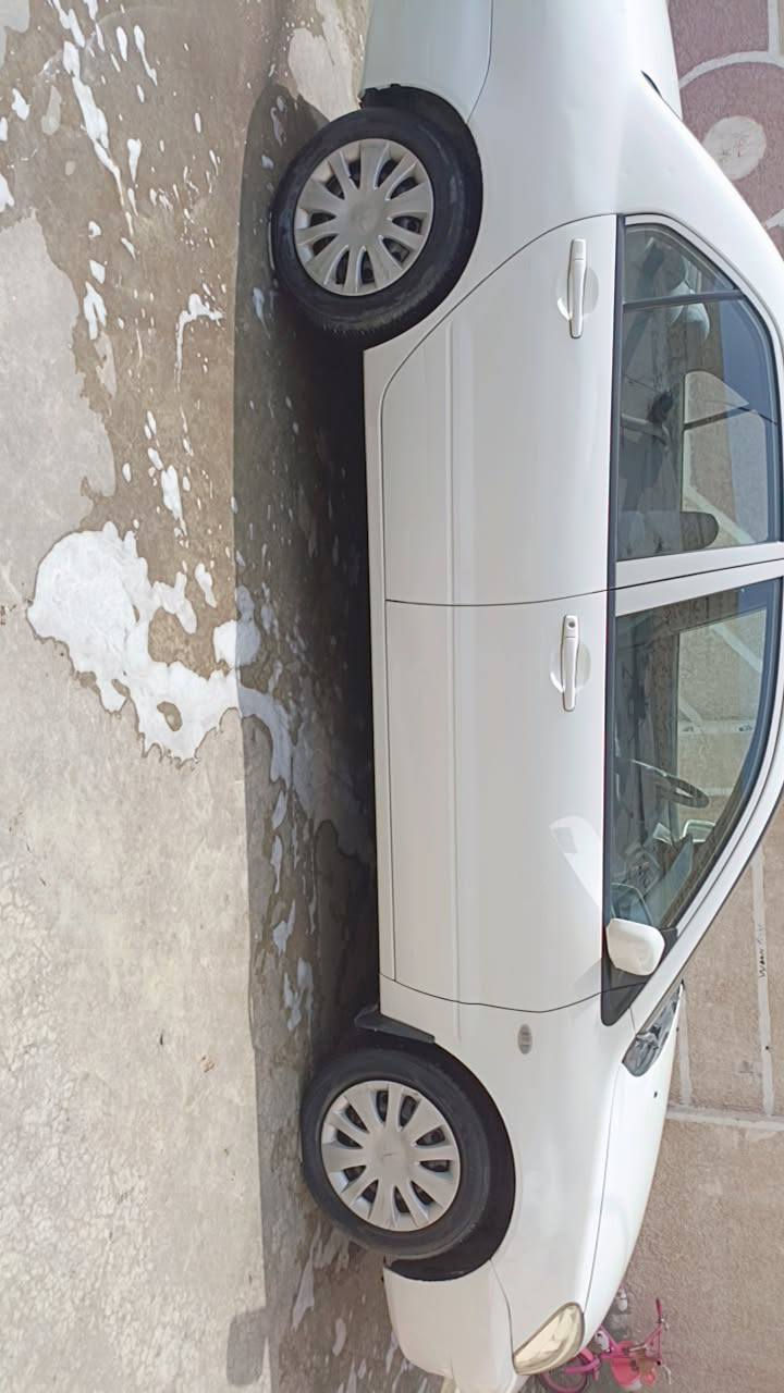 لانسر 2011 كير ومحرك مكفول ماشيه ١٣٩ السعر ٩٨ المكان  بغداد الشعب ***********
