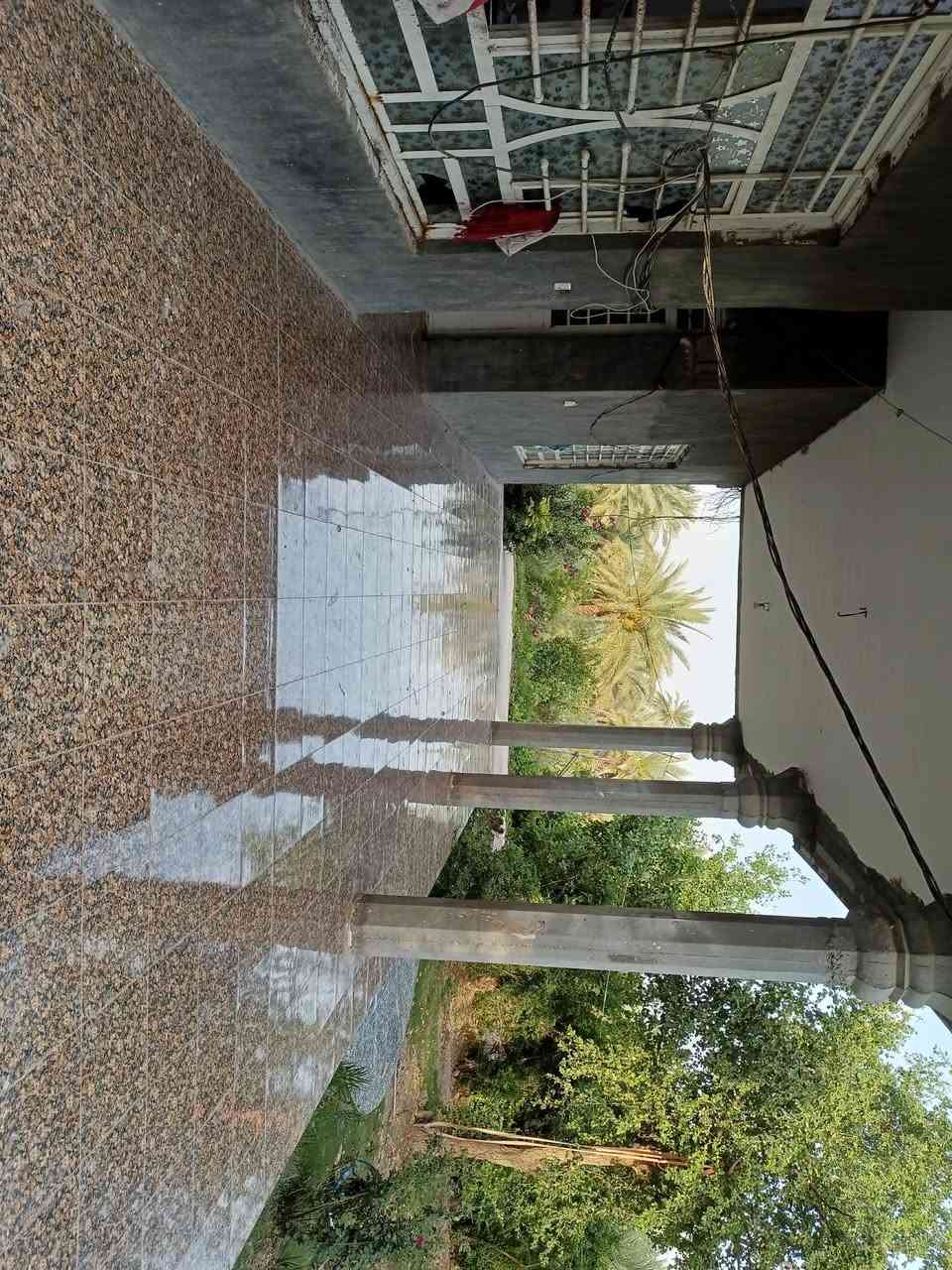 سلام عليكم اخوان للبيع ارض زراعيه المساحه دونم ونص وبيها بيت حديث البناء جنس العقار عقد١١٧مسيجه متكامله الخدمات من ماء اساله +ماء السقي مدارس علا شارع التبليط للباب تبعد.عن السوق خمس دقائق العنوان بغداد ابو غريب شارع التله والمعلومات اكثر توضيح اتصل ***********بيه واتساب
