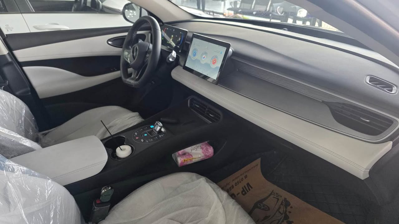 بي واي دي  BYD Seal 05 2025.   
ویل کرۆم.رقم اربیل 
مواصفات.کارەبایی و بەنزین و هایبريد.
بصمة شاشةوكاميرا ویل كڕۆم.تانکی گەورە 
2100 كم.دەڕوات.تحديدسورعه.لید.ڤۆلیۆم 
سعری تەنیا 125ورقة . مۆبایل  ***********
مکان أربيل معرض تۆپ کارس أربيل, العراق
