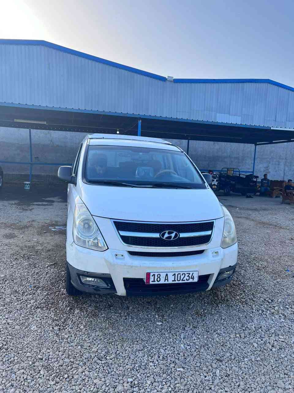 السلام عليكم ستاركس موديل 2010 مفتوح رقم بابل انكليزي شرط التحويل بيهه جاملغ الامامي وجاملغ الخلفي صبغ والباقي كفاله مكينه حداديه كير اكسل تبريد ثلج مكينه لا تنقيص ولا تبخير بل جيس السياره جاهزه  مال جناي السعر 120وبيهه مجال حك الجيه فقط المكان بابل  *********** اخوكم  آبّـــــــوُ كَيـآن
