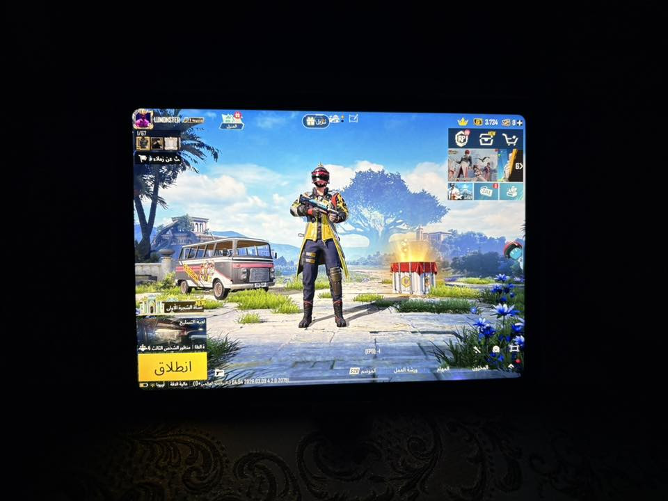 ايباد ابل 11 ذ 128 استخدام يوم واحد مشحون مره وحده عندي وصل يتاريخ الشراء نظافه كارتون وملحقاته كامل 
سعره 470 وهذا رقمي واتساب 
***********
