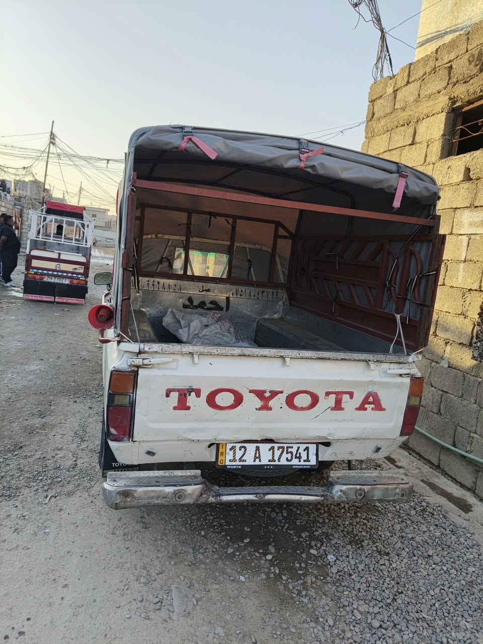 السلام عليكم بيكم 80 السياره بسمي العنوان حي الميثاق *********** بي واتساب
