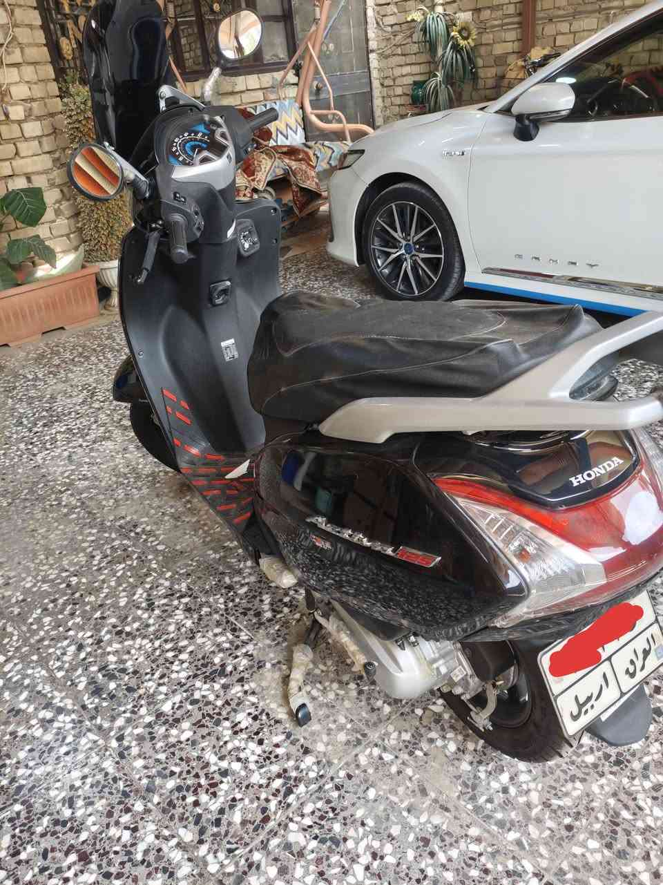 هوندا اكتيفا للبيع وكالة شركة عجلة الخليج زيرو ماشية ٦٠ كيلو فقط رقم اربيل السعر ٣ملايين ونص السعر ثابت مكان الدراجة بغداد للاستفسار ***********
