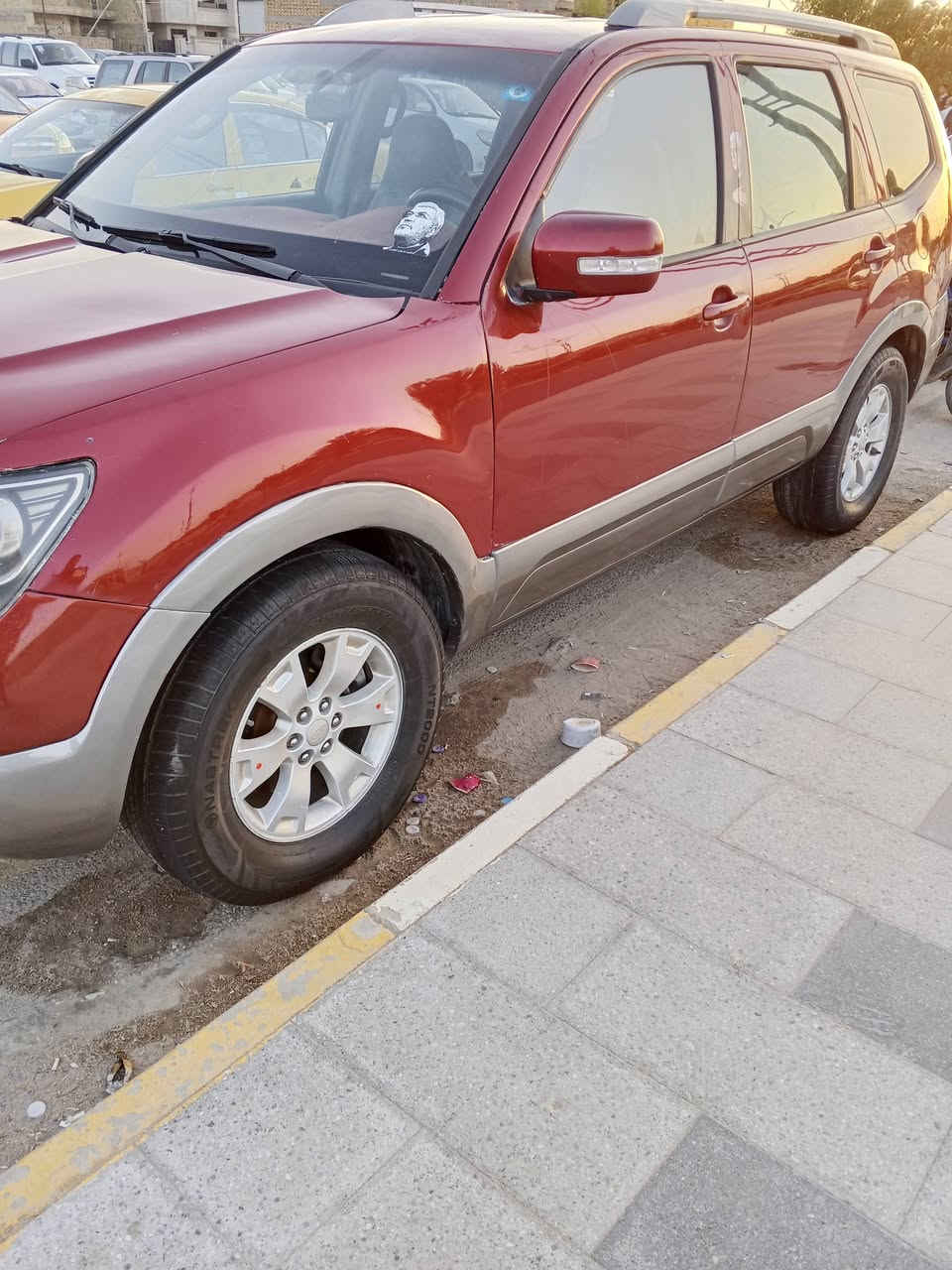 مديل 2009 سياره جديده وكامله
تبريد ثلج حداديه جديده مكينه وكير جدد 
السياره بيه حزام صبغ ومكفوله من الكص والعيب الشرعي والكلبه 
السعر 90 
مكاني ناصريه سوق الشيوخ 
***********

