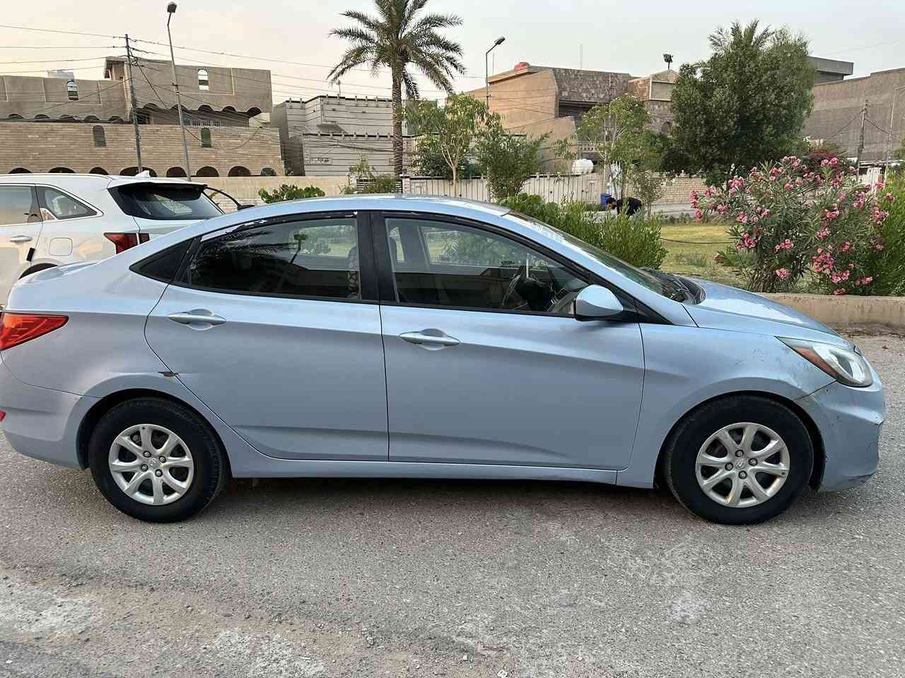 وارد امريكي
بدون حادث 
مكينه 1600 
كير ومكينه كفاله 
ماشيه 126 ميل 
السعر 85$ وبيهة مجال بسيط
رقم بغداد باسمي 
مكاني واسط العزيزيه 
 ***********
***********
