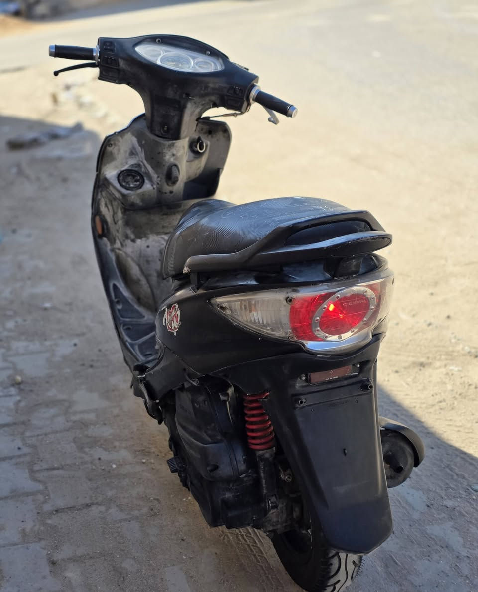 سلام عليكم اخوان كامكو G4 كفالة عامة بيع فقط فقط

نكرة سلف شلعة معدل فول ناعمة خرسة 
كهربيات كله شغال اشاير هورن سلف عداد كيلو متر كلشي شغال سكنات 

السعر 390  بي مجال بسيط لشراي مكاني نجف


**إذا كنت صاحب هذا الإعلان وتريد حذفه لأي سبب، رجاءا أرسل رسالة إلى الدعم الفني**