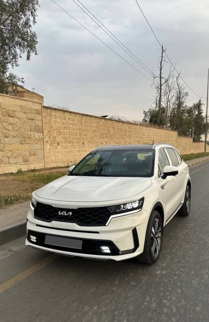 السلام عليكم  سورنتو موديل 2023 فول 1علئ 1بانوراما 5 كاميرات مقاعد جلد شحن وايرلس وباقي المواصفات المعروفة  وكالة نيم 4 سلندر ماشي 33 سيارة جديدة بدون اي ملاحظات رقم أربيل   سعر 278   رقم موبايل ***********
