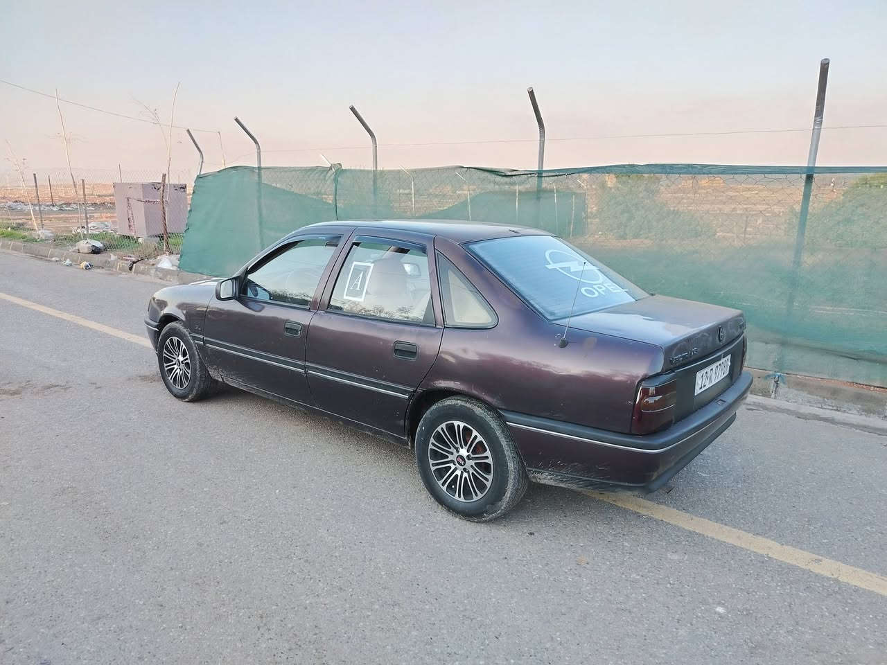 السلام عليكم فكتراه.موديل.92 حجم 16 محرك وكير بشرط شرط التحويل كربون بنزين بيها مصلحه دواير فقط بدون صبغ السيارة بلادي سوني جديد العنوان موصل جانب الايمن قرب الهزه المرور*********** الاسيا ***********
