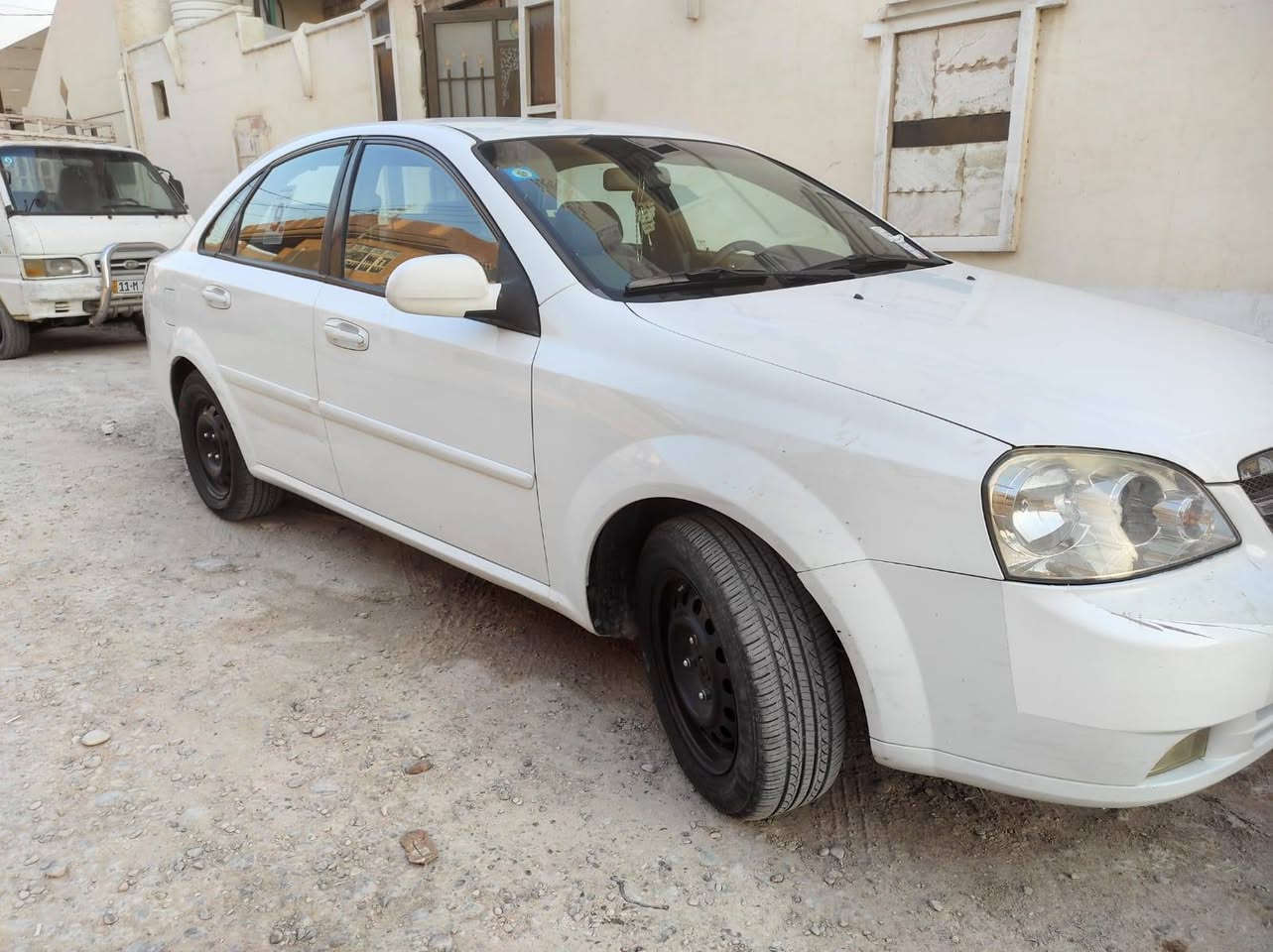 اوبتر موديل 12 رقم بغداد خليجي  
 سياره جاهزه مابيها  اي نقص سعرهه 75 
وبيها مجال 
مكانها بغداد المدائن 
الاتصال *********** واتساب
