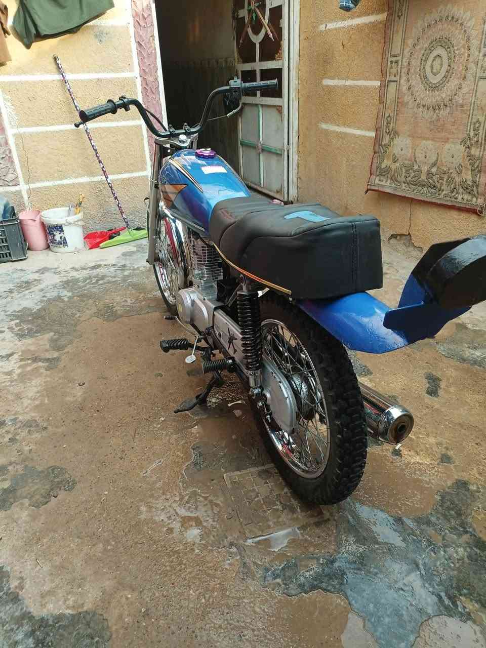 البيع فقط تعمير جديد قبل اسبوع كله 26مكينه عل سحك نامه شاصي ارشه كلك مكاني بغداد نهروان رقمي***********(السعر550)
