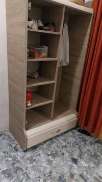 غرفة • للبيع