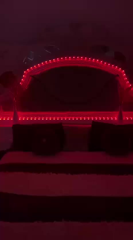 بدون كنتور فقط جربايه نفرين وكومديات وميز خشب عراقي نضيفة كولش واستخدام قليل مابيها ضرر ابد مكاني البصرة سعر 350 بيها مجال للشراي


**إذا كنت صاحب هذا الإعلان وتريد حذفه لأي سبب، رجاءا أرسل رسالة إلى الدعم الفني**