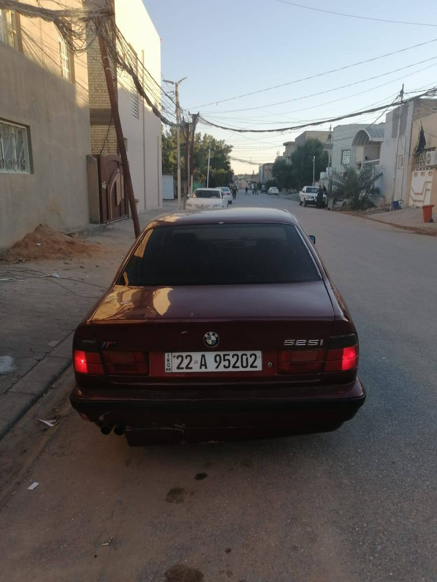 بي ام دبليو حجم 525 مكينه فانوس مكينه وكير جدد تبربدها شغال رقمها اربيل انكليزي سنوياتها لغايه 2030 موديل 1990 لون ماروني صبغ للجماليها مكان السياره نجف حي ابو طالب راعي السياره هم بل نجف موجود تريد مداور تريد وكالها سعرها 65 وبيها مجال رقمي***********
