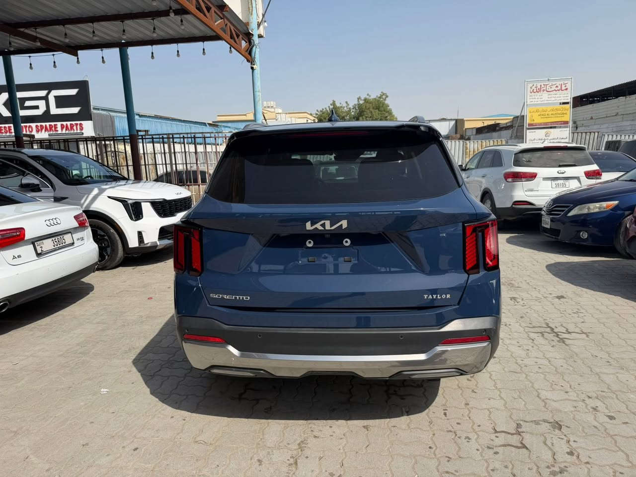 ﷽
 

سورنتو ( 2024 ) وارد امريكي
⚔️⚔️⚔️⚔️⚔️⚔️⚔️⚔️⚔️

فول مواصفات 1 على 1
مواصفات:- بصمه - بانو راما - محرك تيربو
رادارات - حساسات- صندوك كهرباء - 
الكشنات ( جلد + كهرباء + تدفئة و تبريد )
اربع كامرات - شاشه كبيره - شحن لاسلكي-
سايد بريك بصمه - مري شفط - 

الضرر :- تبديل جاملغ وبنيد

السعر ( 195 ) بدون كمرك واصل الميناء
السياره حالياً بالميناء 
يمكن ادخالها بكتاب شهداء 

طريقة الشراء دفع عربون لحين استلام السيارة 
مكان المكتب ( بغداد - الزعفرانيه )

        ***********
