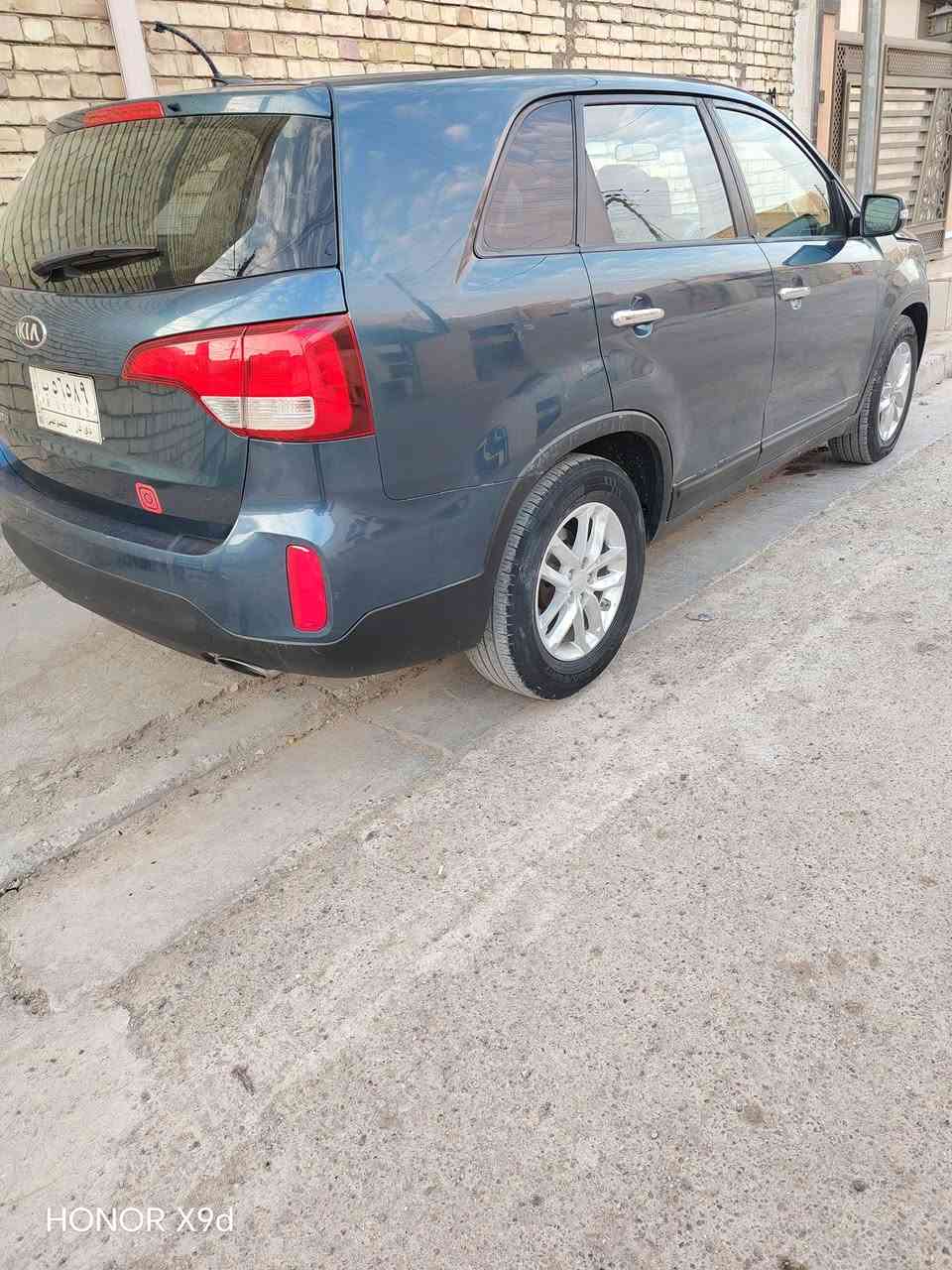 يالله السلام عليكم اخوان سياره مديل 15 بيه4  قطع صبغ ابيع حزام كفاله من الكص والحادث أمريكا جاملغ وبنيد مكينه 4سلندر رقم ذي قار سعر115 وبيها مجال قليل للشراء مكاني بغداد الرصافه نقص تبريد فقط ***********ا
