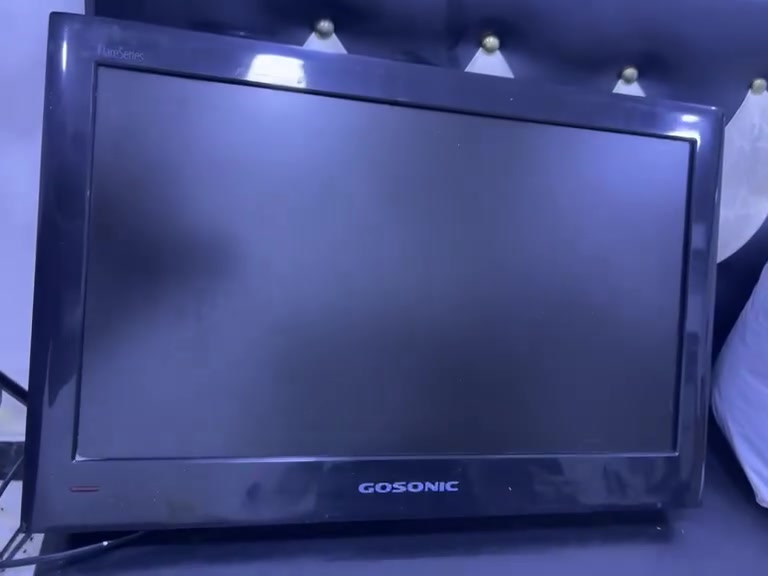 شاشة حجم ٢٤ للبيع مابيها صوت ترهم للكاميرات نضيفة استعمال قليل سعرها ٣٥


**إذا كنت صاحب هذا الإعلان وتريد حذفه لأي سبب، رجاءا أرسل رسالة إلى الدعم الفني**