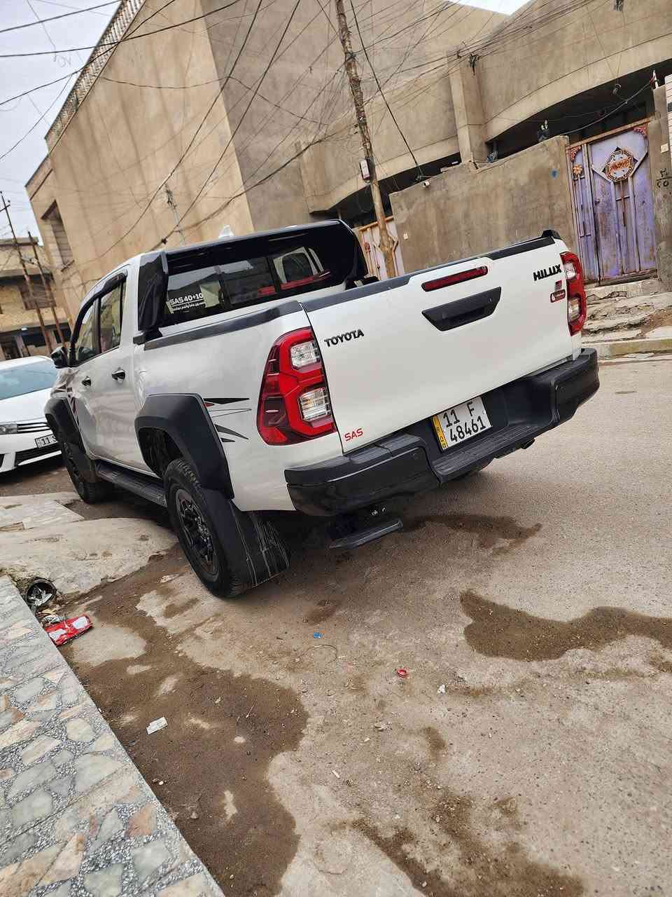 تيوتا هاي لوكس موديل ٢٠٢٤ ضمان شركة ساز معروضه للبيع ***********
