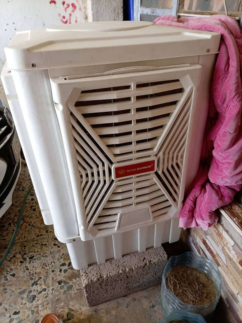 سلام عليكم مبرده 2 ونص  استخدام سبوع اخذتها ب300 الف عارضها ب250 وبيها مجال للطيبين
***********
